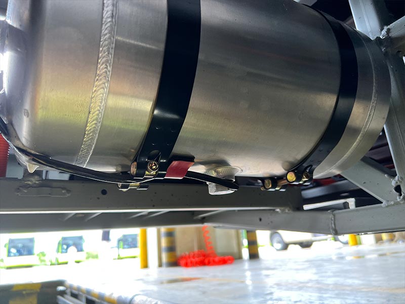 Bus air tank
